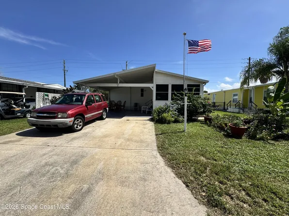 835 Vireo Dr, Barefoot Bay, FL 32976