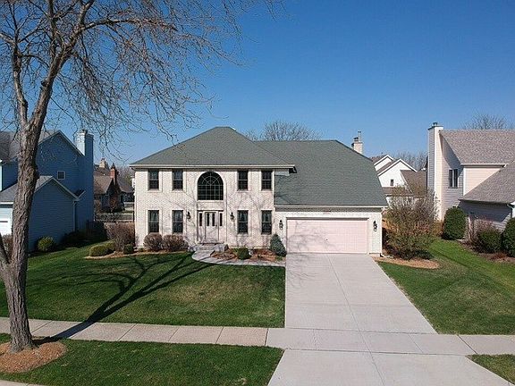 2nd image of 2457 Worthington Dr