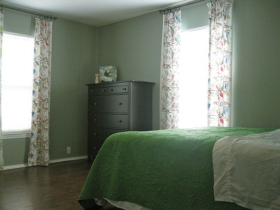 4th image of 4313 McKibben St