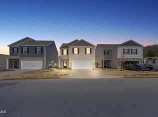 1425 Willow Springs Dr, Johnson City, TN 37604