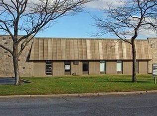 305 Knickerbocker Ave STE 1, Bohemia, NY 11716