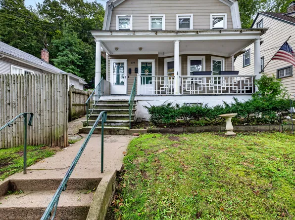 977 Townsend Ave #2, East Haven, CT 06512