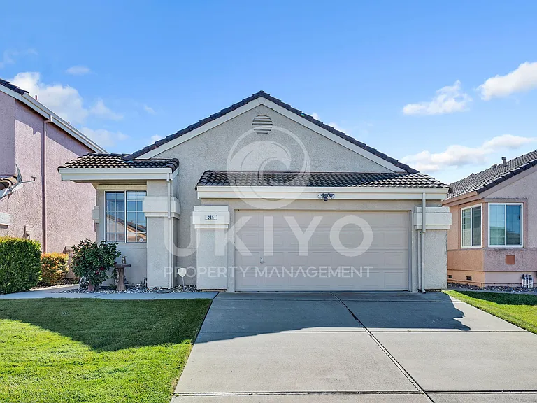 265 Potrero St — Photo 30