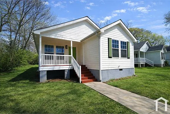 643 Langston Dr SW