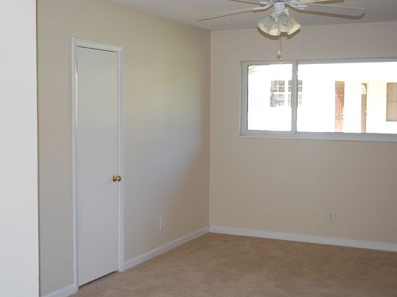 3rd image of 3480 Newton Dr