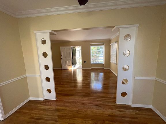 4th image of 4239 Degnan Blvd #4243-1/2