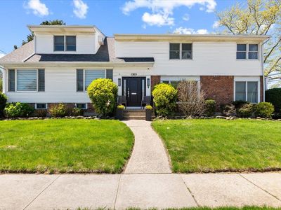 385 Forest Avenue, Woodmere, NY, 11598