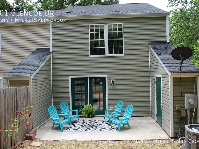 301 Glencoe Dr — Photo 20