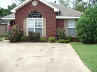 53 Penton Ct, Millbrook, AL 36054