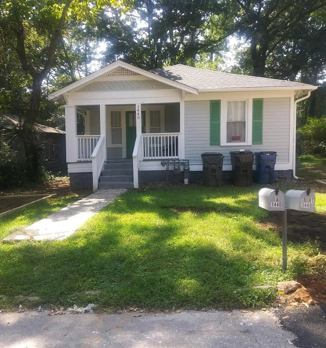 1 bed, 1328 sqft, $1,350 — Photo 1