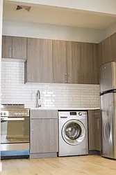 Rented by Realty 2000 Associates Ltd