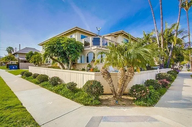 1982 Fortuna Ave