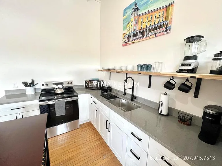 113 N Lancey St #202 — Photo 3