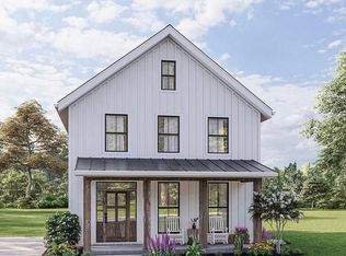 15 Laurier St, Biddeford, ME 04005