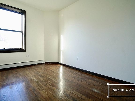3rd image of 2054 Adam C Powell Blvd #5E