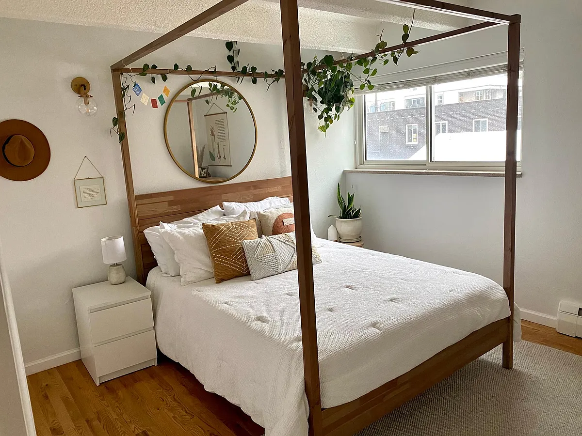 Building Photo - 33 N Corona St #308