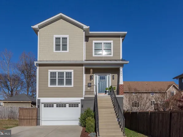 409 Dunmore St, Fredericksburg, VA 22401