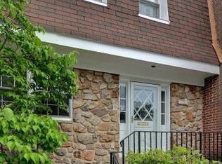 2255 Wheystone St, Vienna, VA 22182