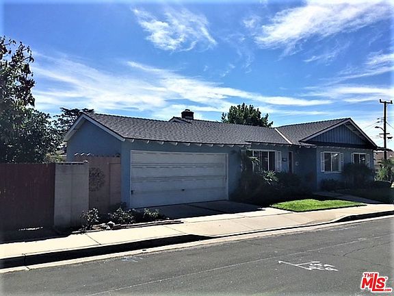 3rd image of 6558 Gladesmore Ave