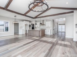 2463 Falconcrest Loop, Richland, WA 99352