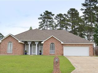 147 Pinewood Ave, Pineville, LA 71360