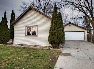 320 E Wilson Ave, Appleton, WI 54915