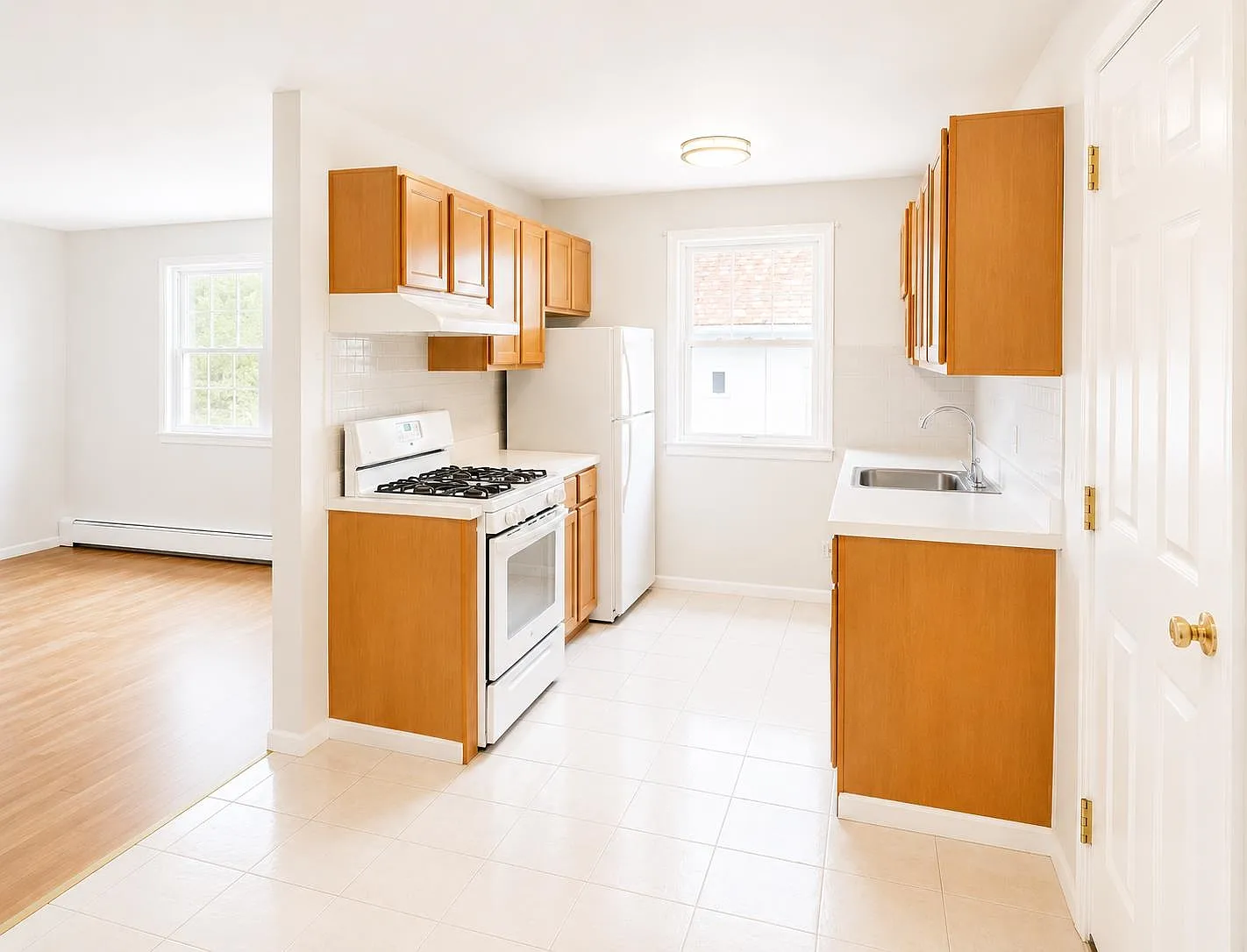 1 bed, 1.0 bath, $1,900 — Photo 3