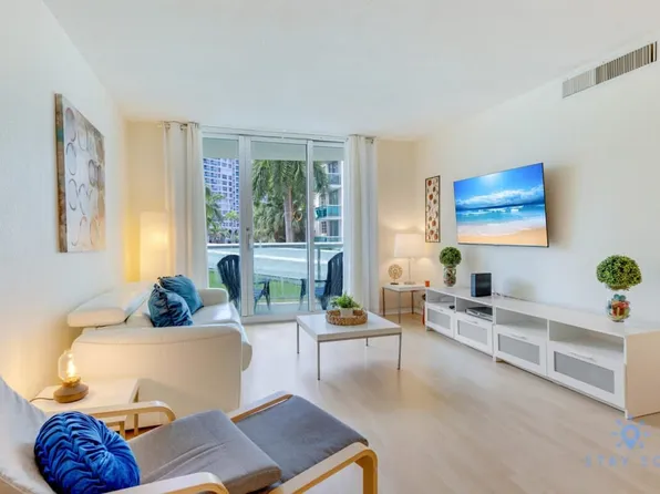 3901 S Ocean Dr, Hollywood, FL