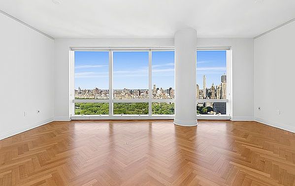 1st image of 25 Columbus Cir APT 54D