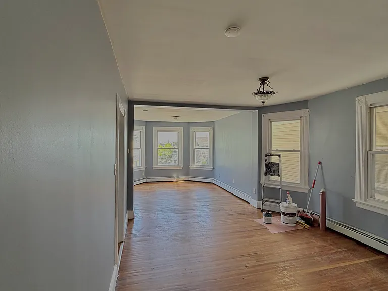 205 N 4th St #2 — Photo 1
