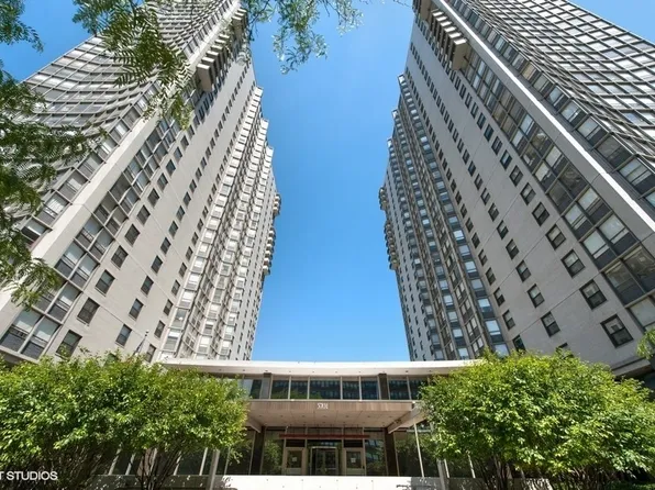 5701 N Sheridan Rd APT 26B, Chicago, IL 60660