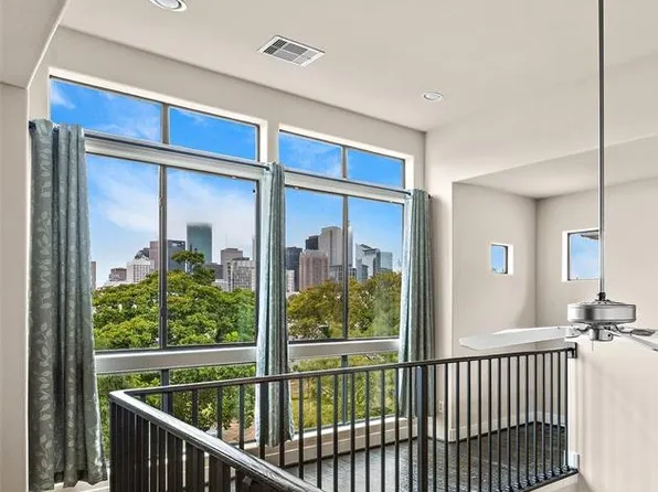(undisclosed Address), Houston, TX 77003