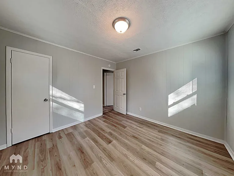 10204 Allen Dr SW — Photo 16