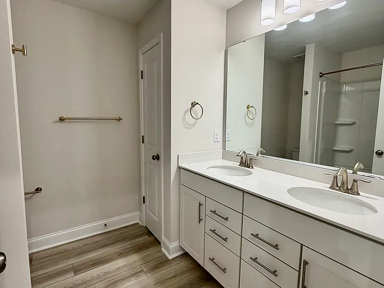 11212 Glasden Rd — Photo 30