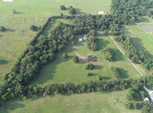 110 County Road 43950, Blossom, TX 75462
