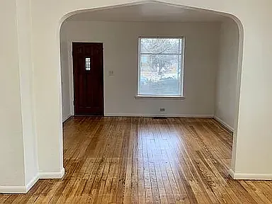 108 W Cleveland St — Photo 3