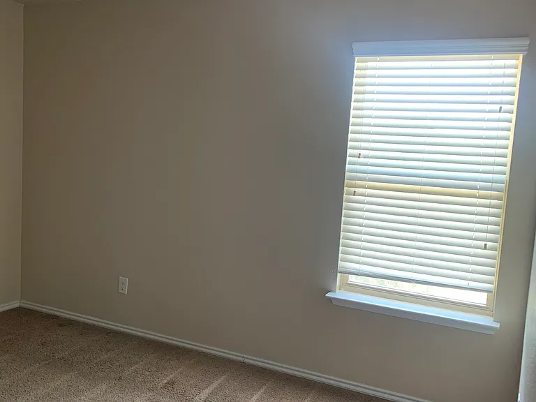 935 Brookview Dr #A — Photo 7