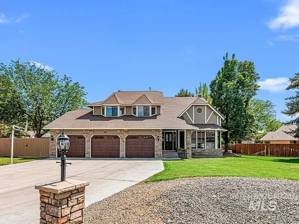 9817 W Gurdon Ct, Boise, ID 83704