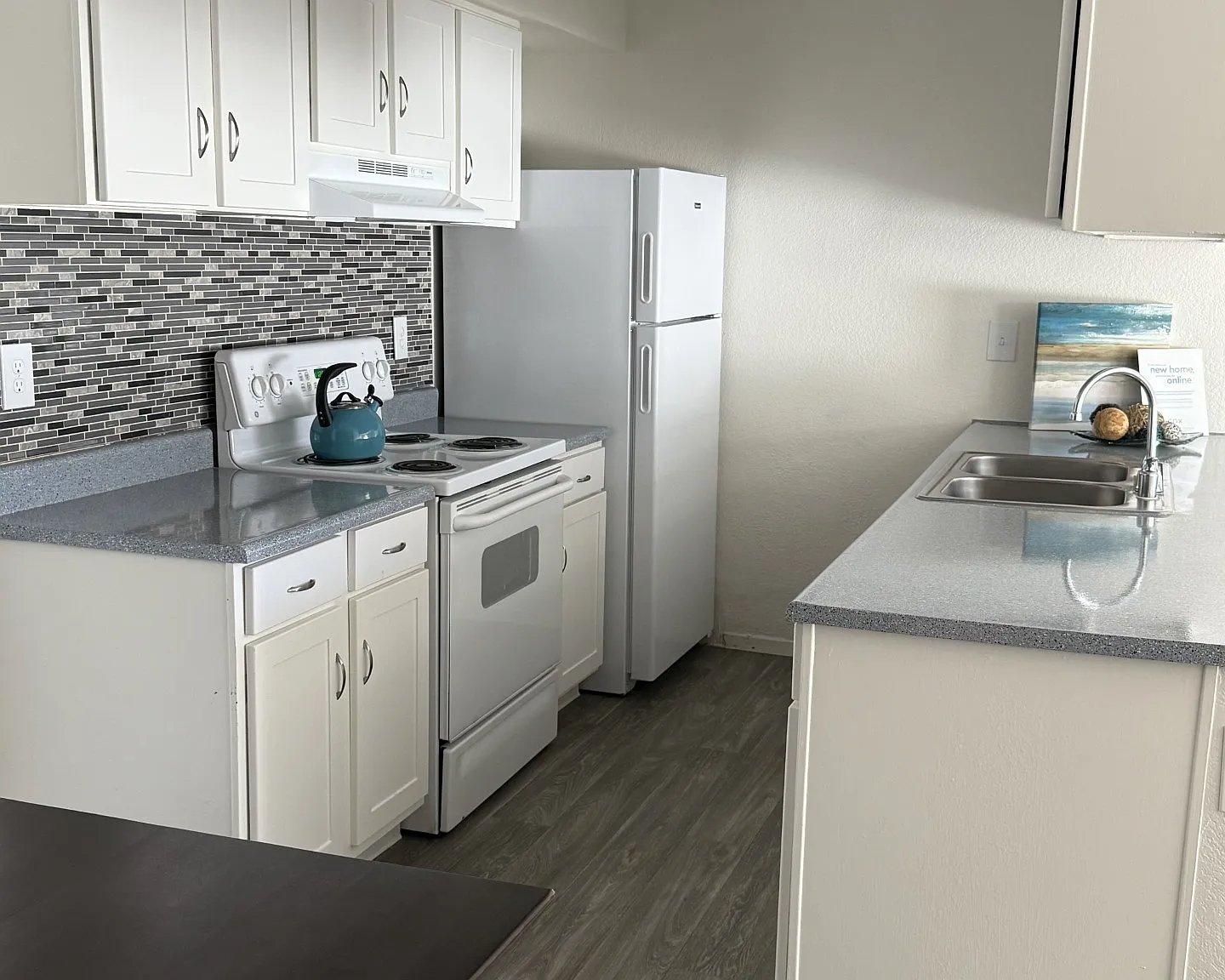 Silver Palms Apartments — Photo 3