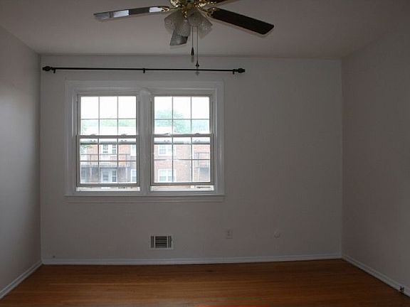 3rd image of 3 Dartmouth Ave APT 1A