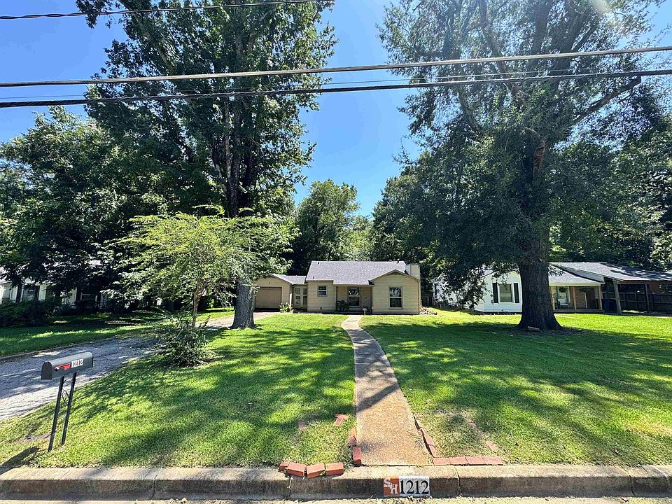 1st image of 1212 E Lantrip St