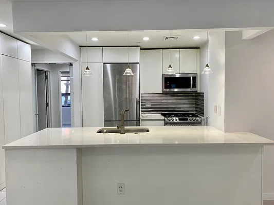 Rented by R New York | media 1