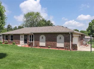 5264 W Stones Crossing Rd, Greenwood, IN 46143