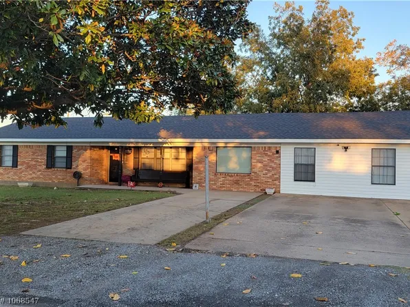 101 Craigway St, Poteau, OK 74953