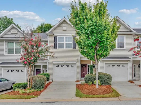 205 Shady Grove Dr, Simpsonville, SC 29681