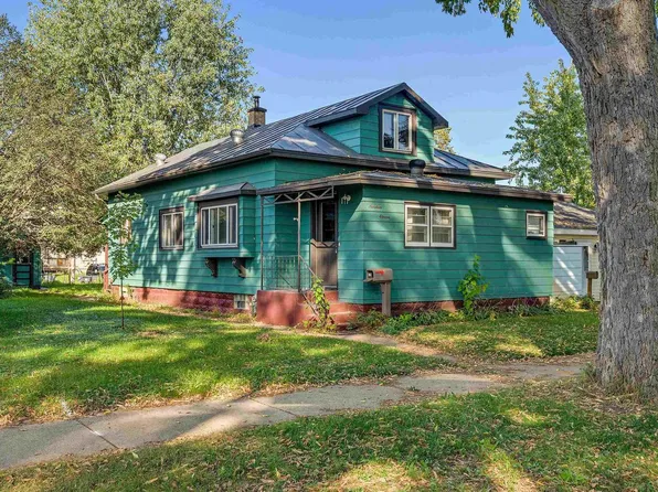 1911 Liberty St, La Crosse, WI 54603