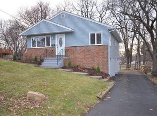 38 Eastholm Ave, Akron, OH 44312