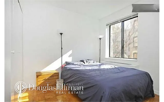 Rented by Douglas Elliman | media 4