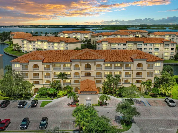 18 Harbour Isle Drive W #306, Fort Pierce, FL 34949