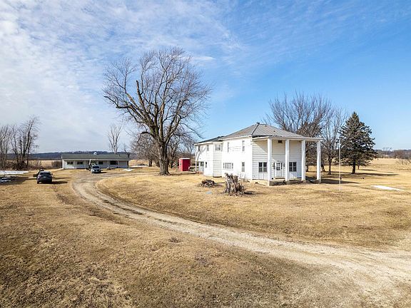 2nd image of 3114 S Rush Creek Rd